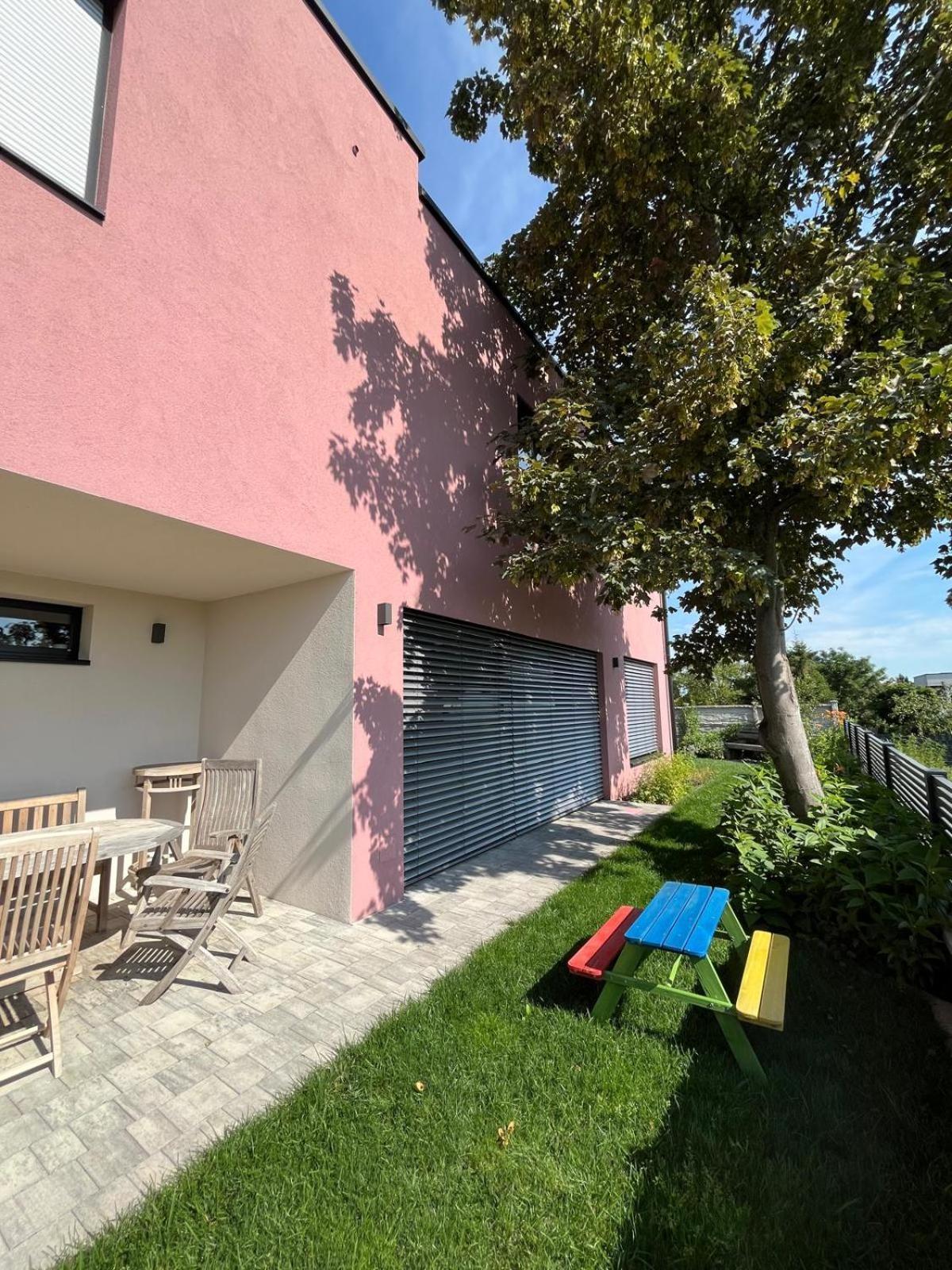 Villa Rose Close To Vienna & Airport Maria Ellend Exterior foto